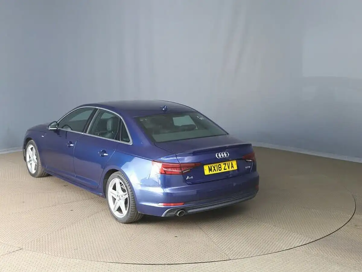 2018-audi-a4-14-tfsi-s-line-tronic-big-2