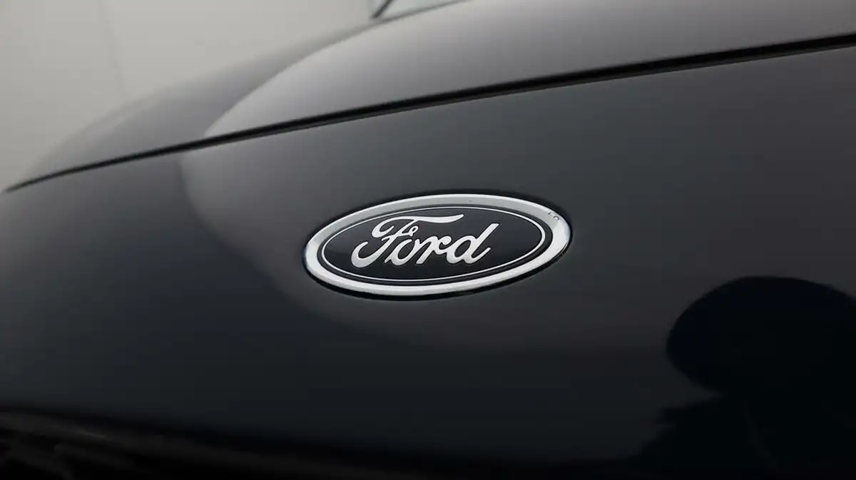 2023-ford-kuga-big-20