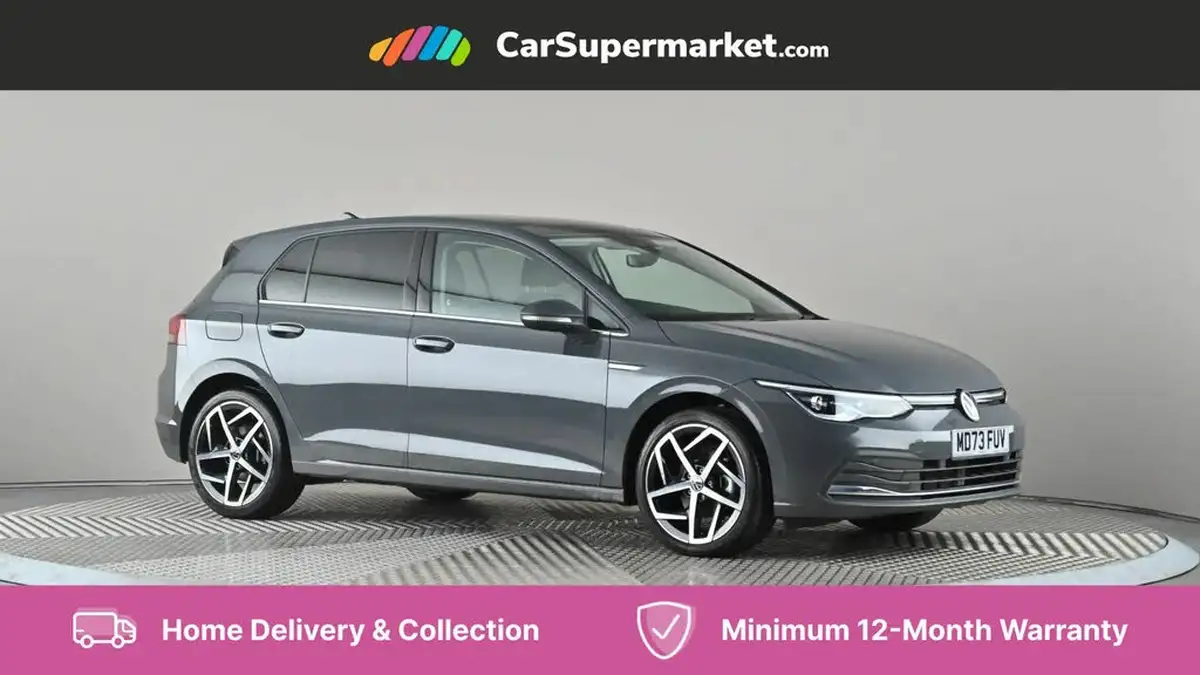 2023-volkswagen-golf-big-0