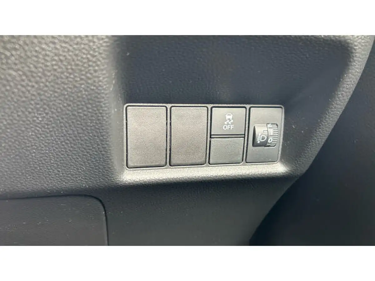 2023-honda-jazz-15-i-mmd-advance-big-20