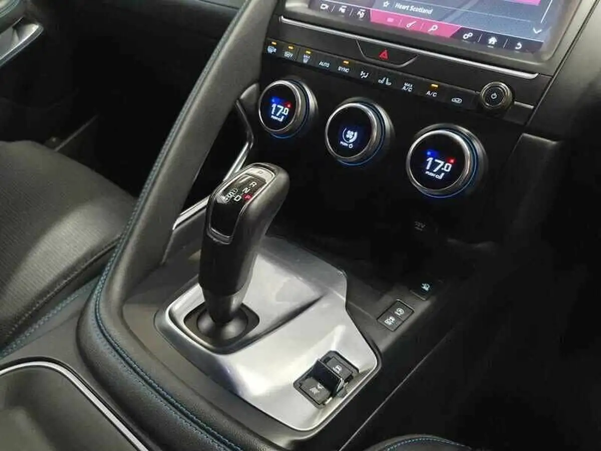 2018-jaguar-e-pace-20-i4d-r-dynamic-s-180ps-awd-ss-auto-big-19