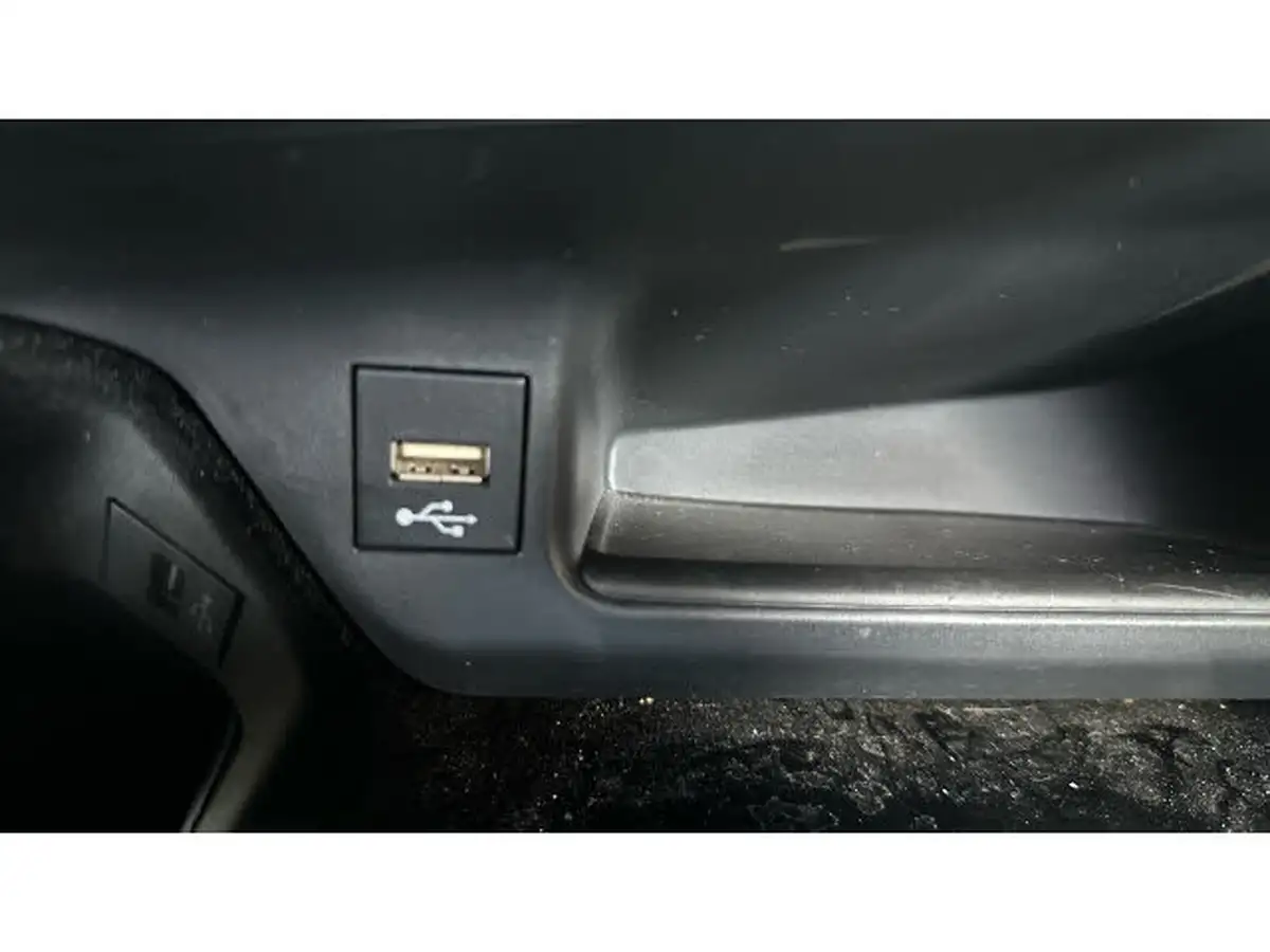 2021-toyota-c-hr-20-vvt-i-excel-big-28