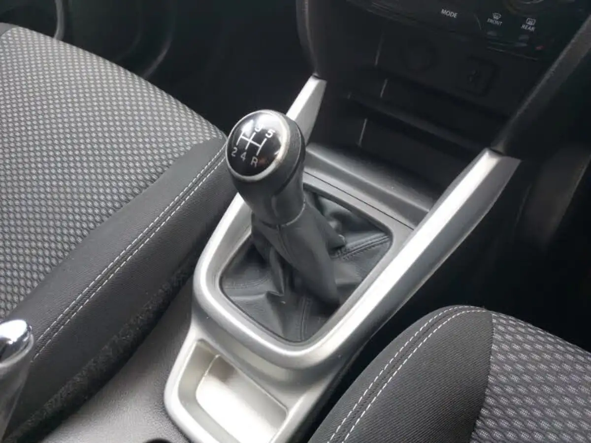 2017-suzuki-vitara-16-sz-t-big-11