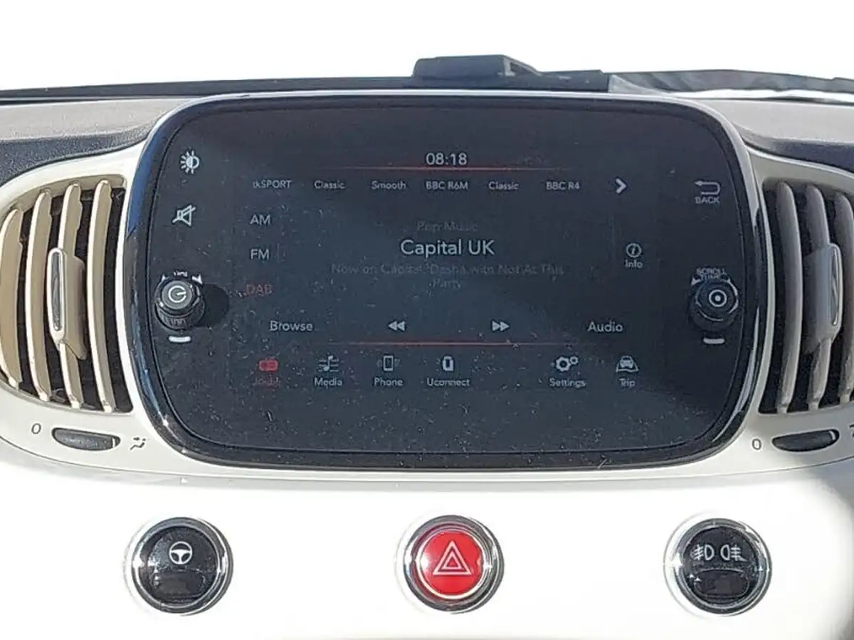 2019-fiat-500-12-lounge-big-9