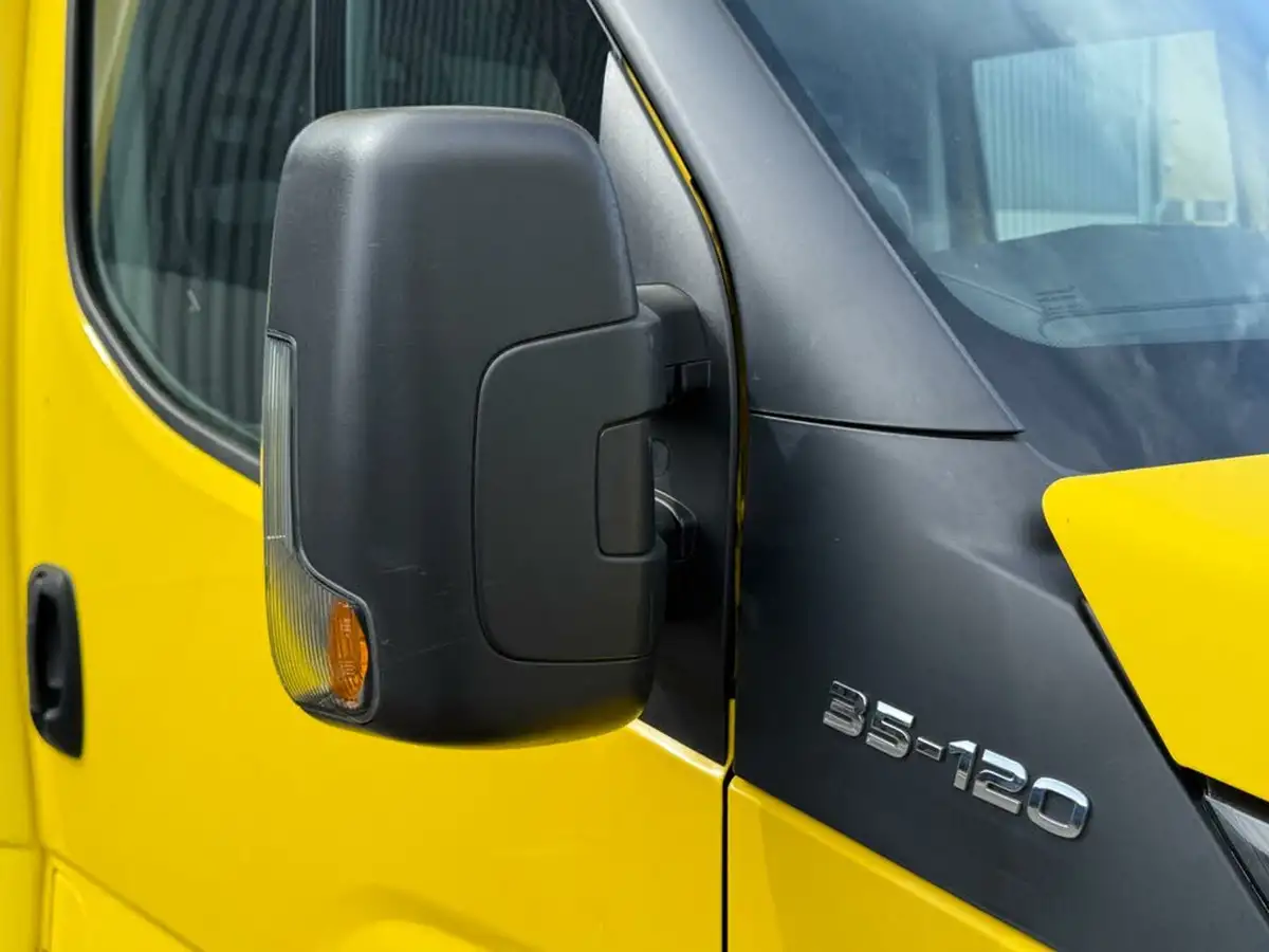 2019-iveco-daily-s-class-23td-35s12-4100-eu6-chassis-cab-hi-matic-big-1