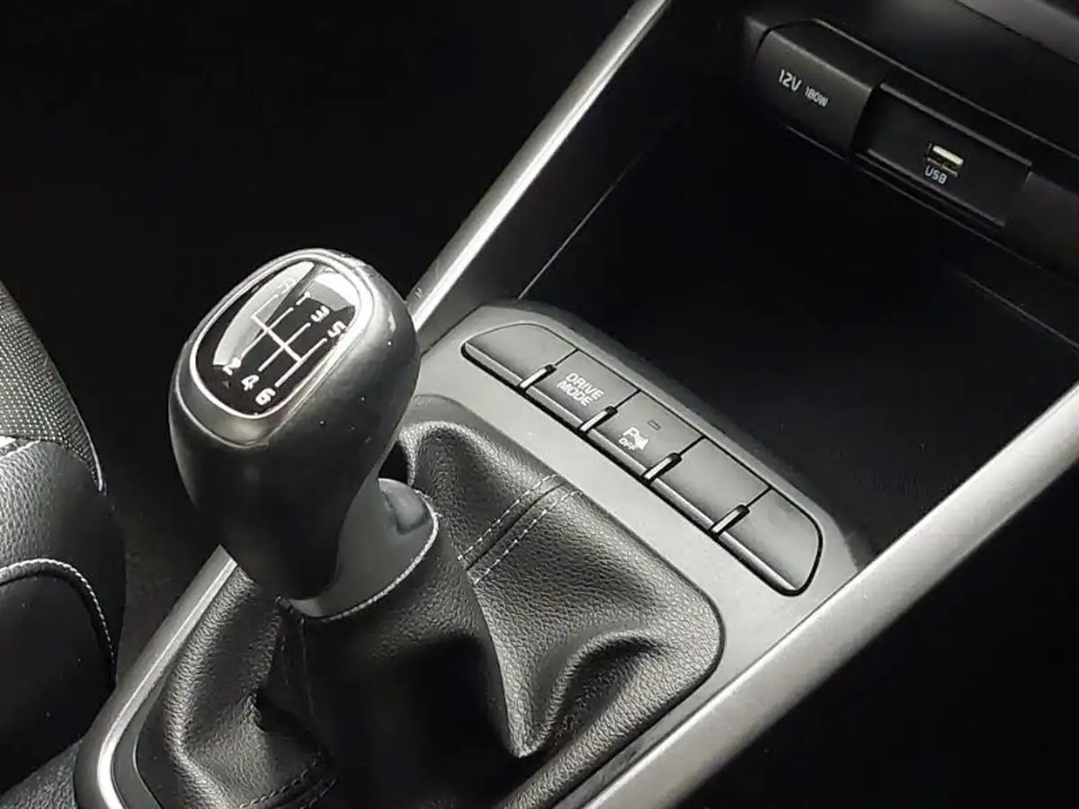 2022-kia-stonic-10-t-gdi-gt-line-118bhp-48v-big-15