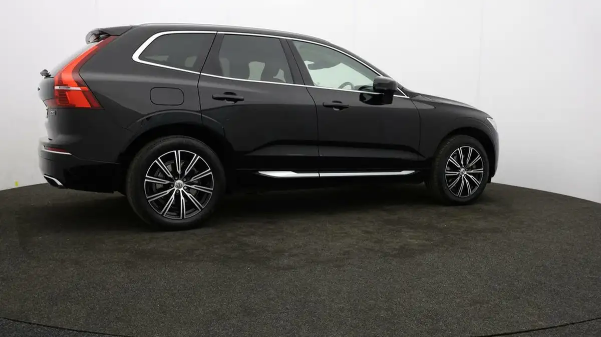 2021-volvo-xc60-20-b5-inscription-awd-big-27