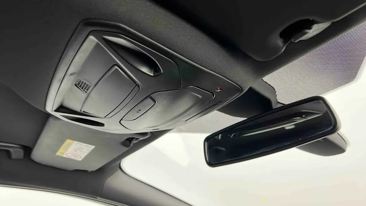 2015-ford-focus-20t-st3-hatchback-big-35