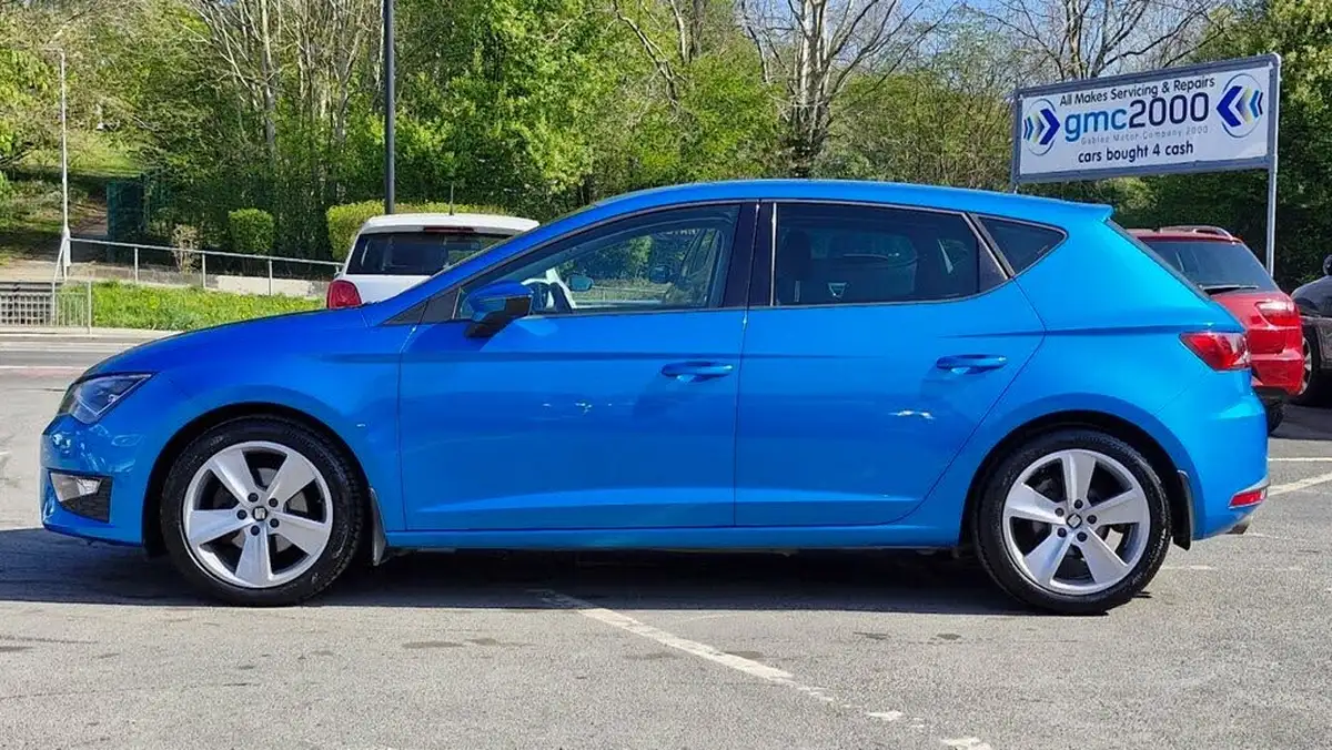 2016-seat-leon-14-fr-tech-pack-ecotsi-hatchback-5d-1395cc-dsg-big-1