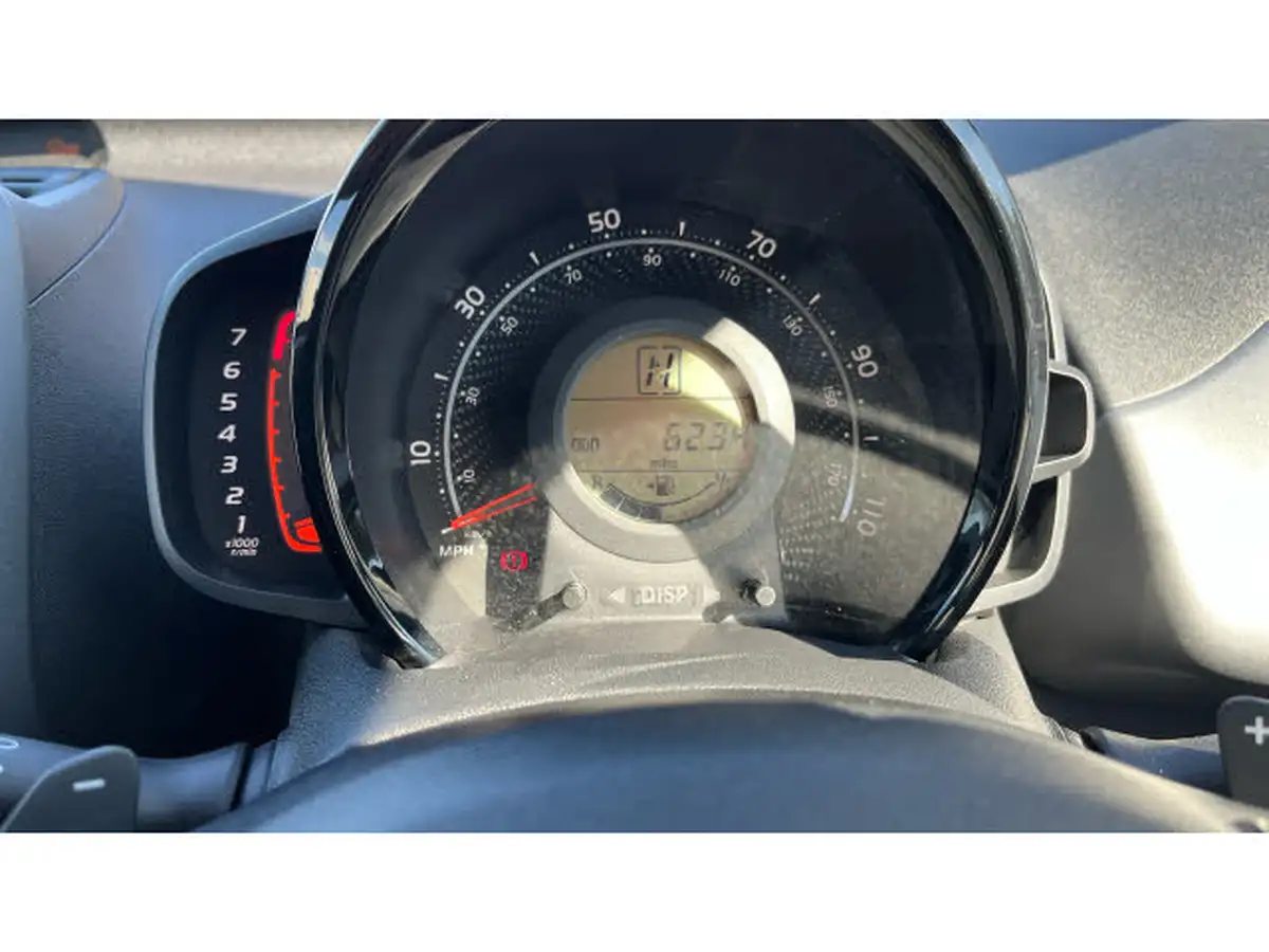 2019-toyota-aygo-10-vvt-i-x-trend-x-shift-big-17