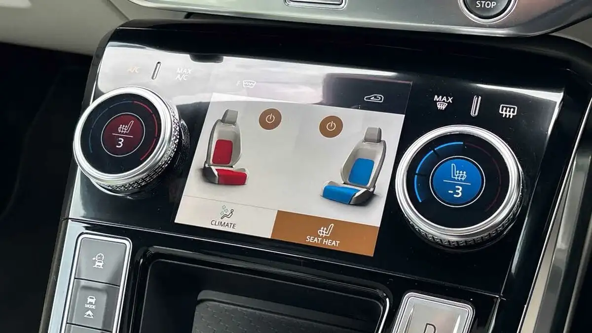2023-jaguar-i-pace-ev400-hse-black-big-19