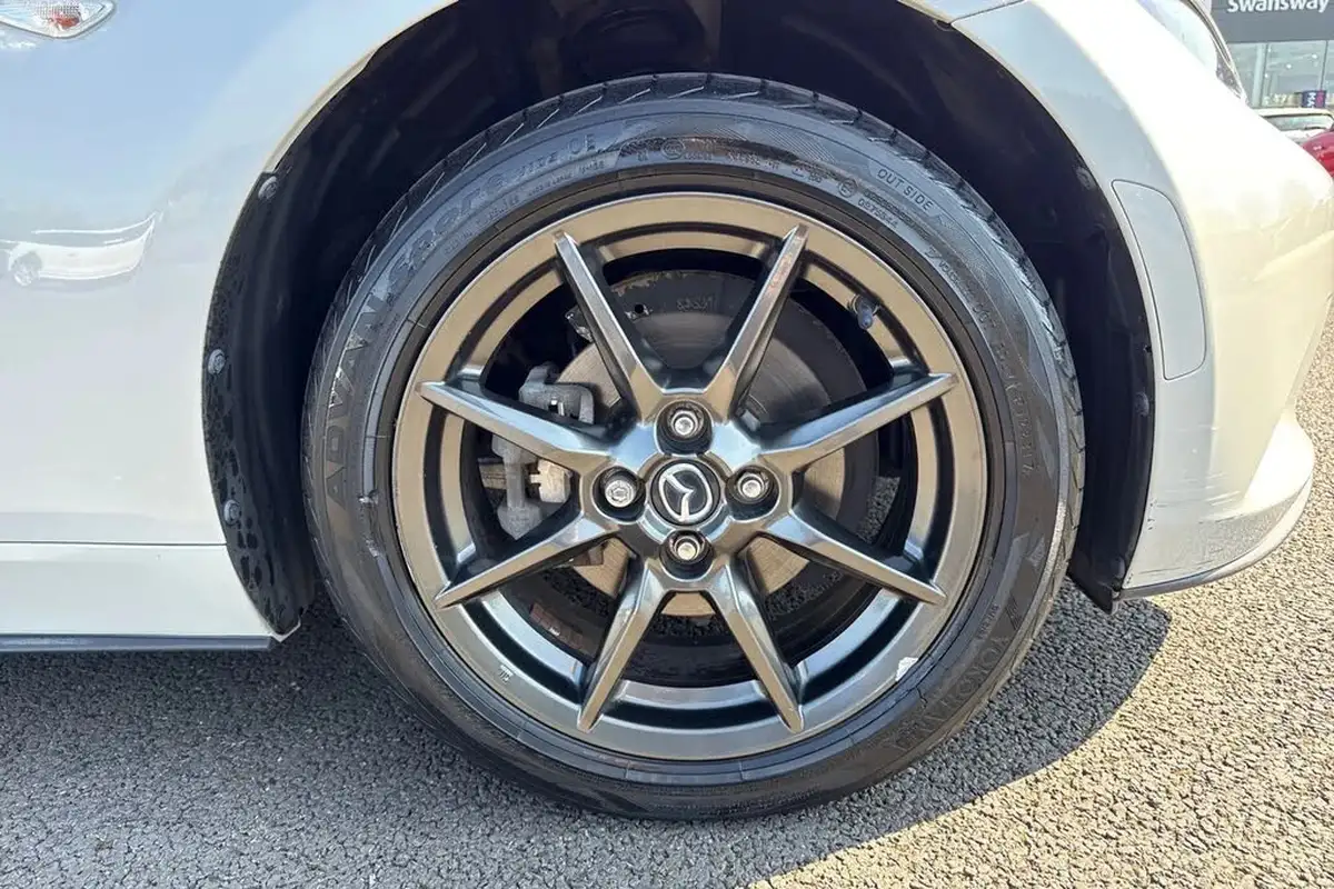 2018-mazda-mx-5-15-sport-rf-big-12