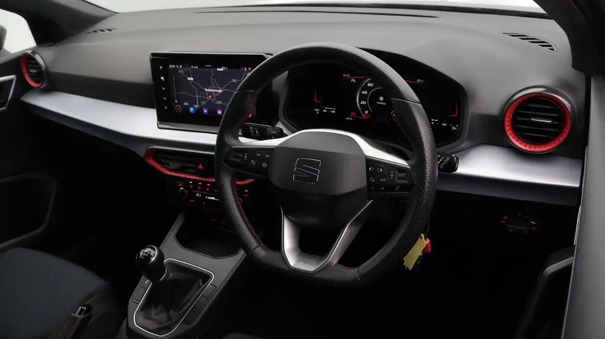 2023-seat-ibiza-10-mpi-fr-big-9