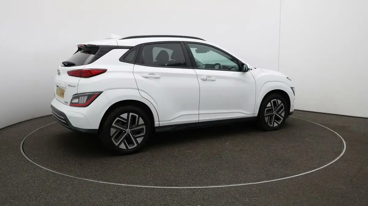 2022-hyundai-kona-e-premium-204ps-64kwh-7kw-obc-big-45