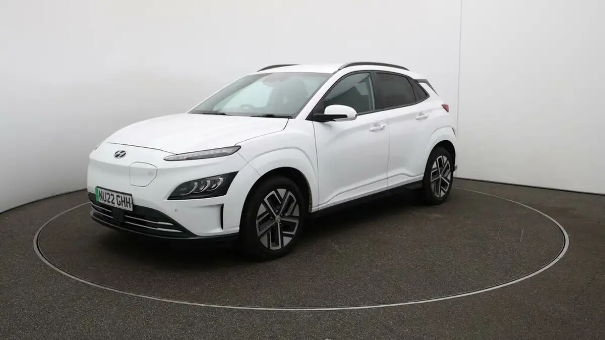 2022-hyundai-kona-e-premium-204ps-64kwh-7kw-obc-big-3