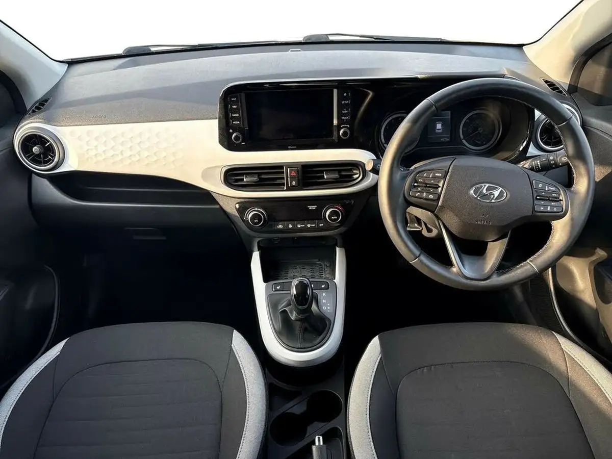 2022-hyundai-i10-12-premium-auto-big-8