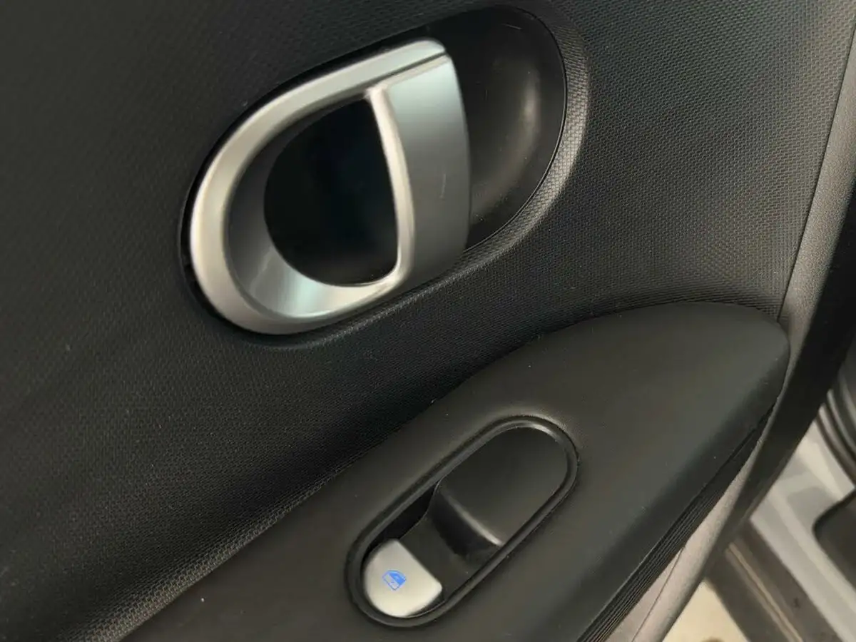 2022-hyundai-ioniq-5-e-se-connect-big-9