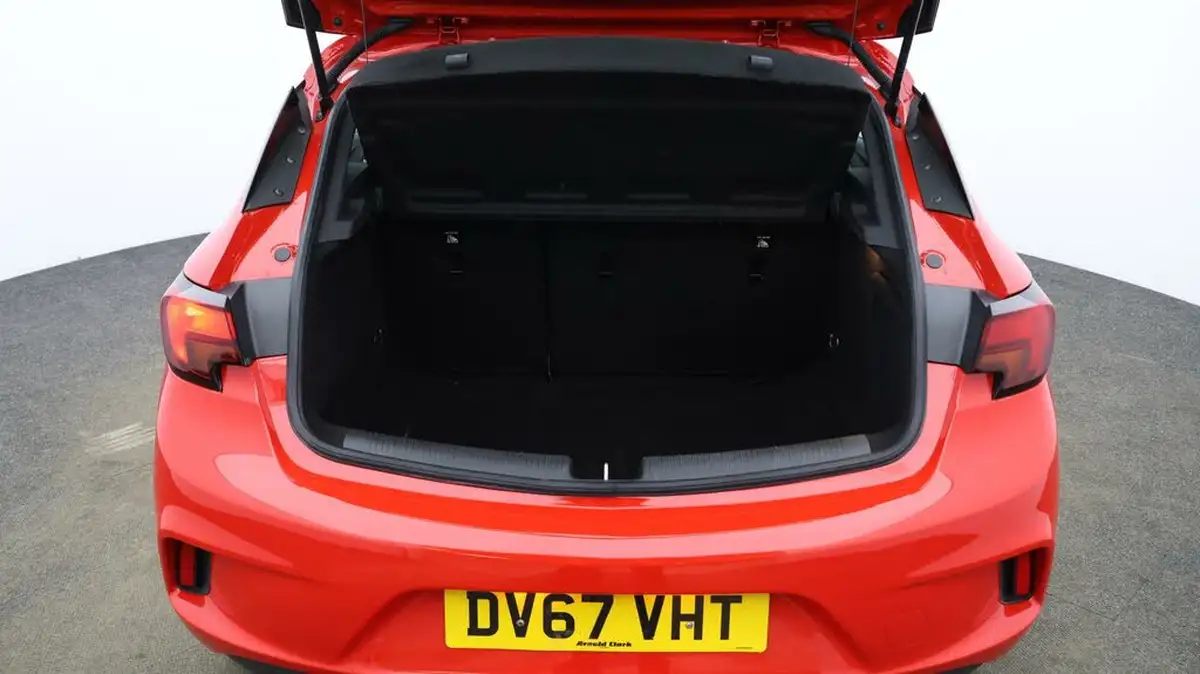 2017-vauxhall-astra-14i-16v-turbo-sri-vx-line-big-16