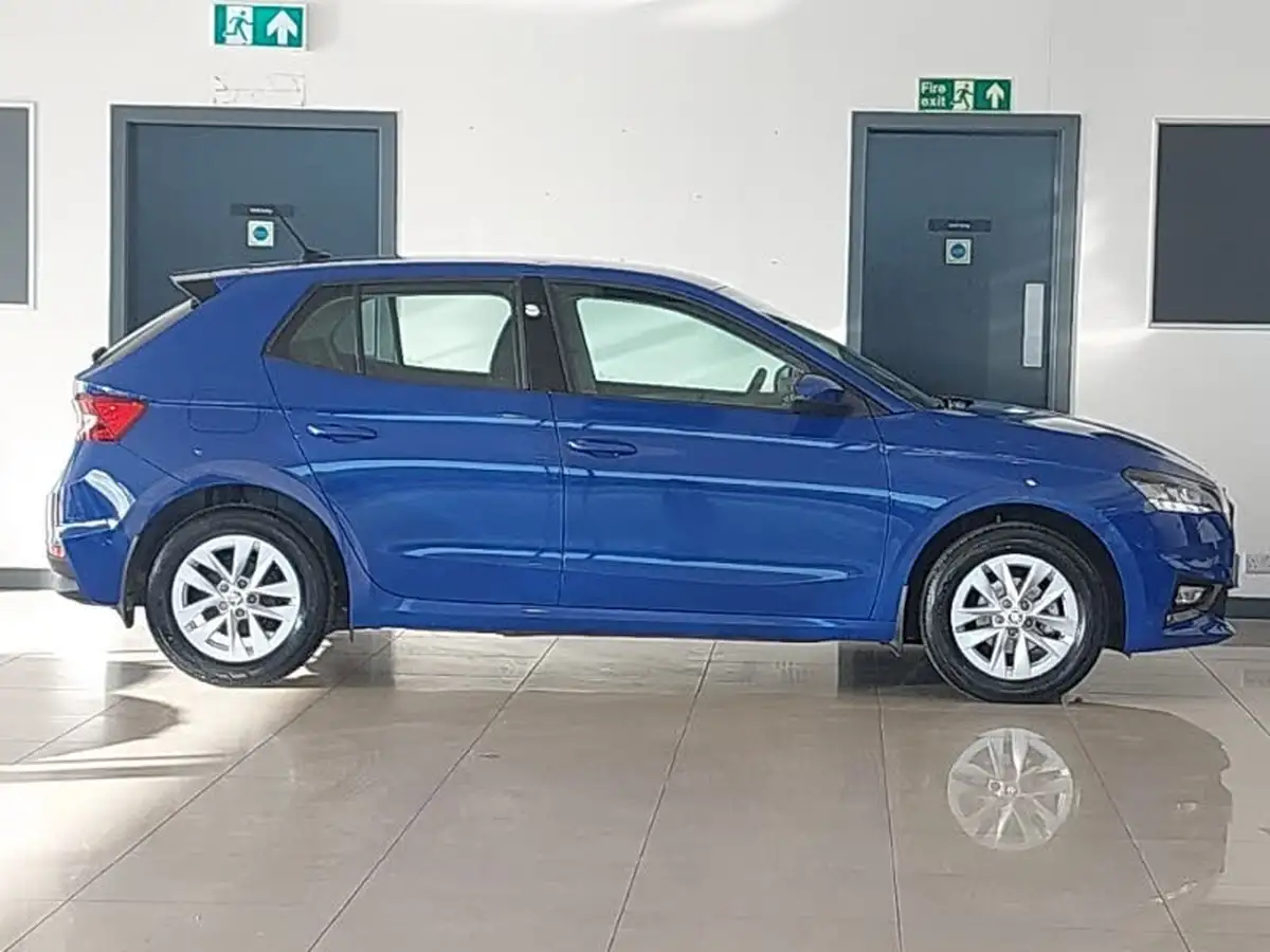 2022-skoda-fabia-10-tsi-se-comfort-95ps-big-2