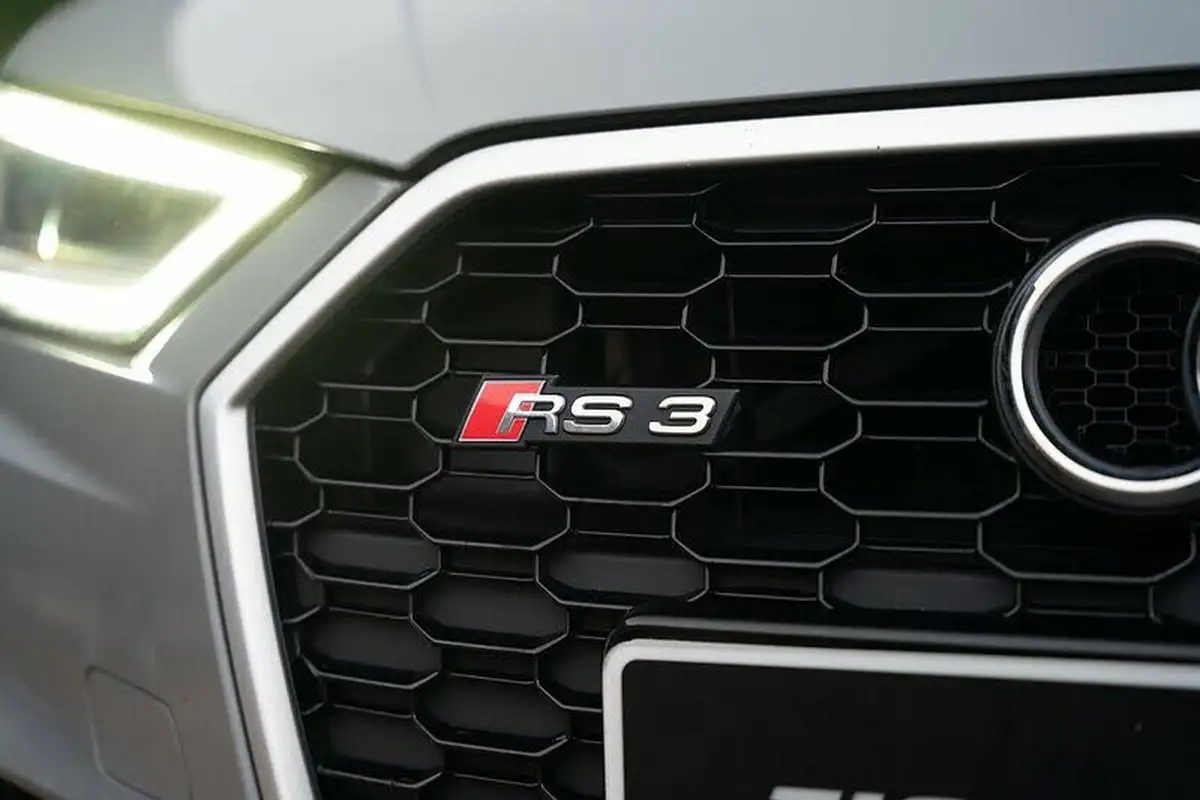 2019-audi-rs3-25-tfsi-sportback-5d-big-25