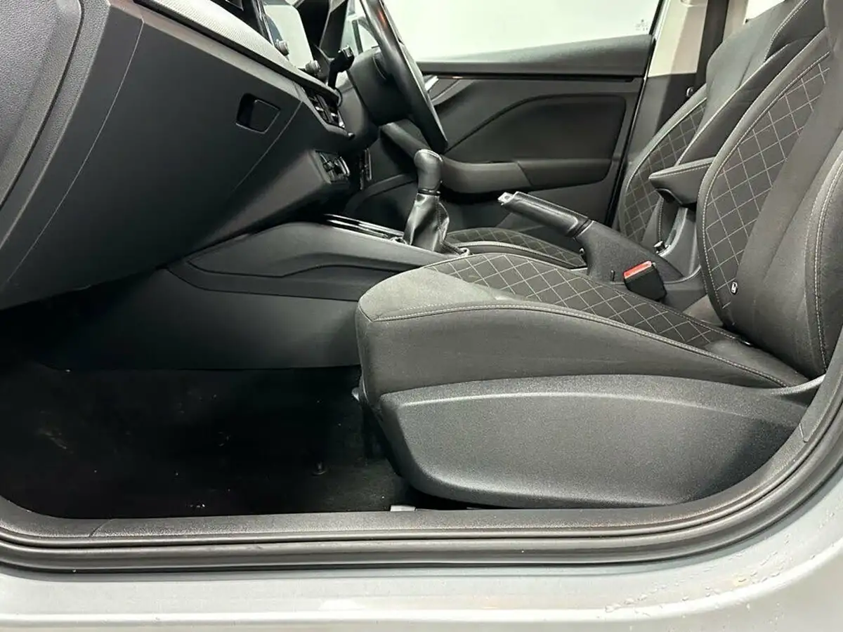 2020-skoda-kamiq-16tdi-se-scr-big-5