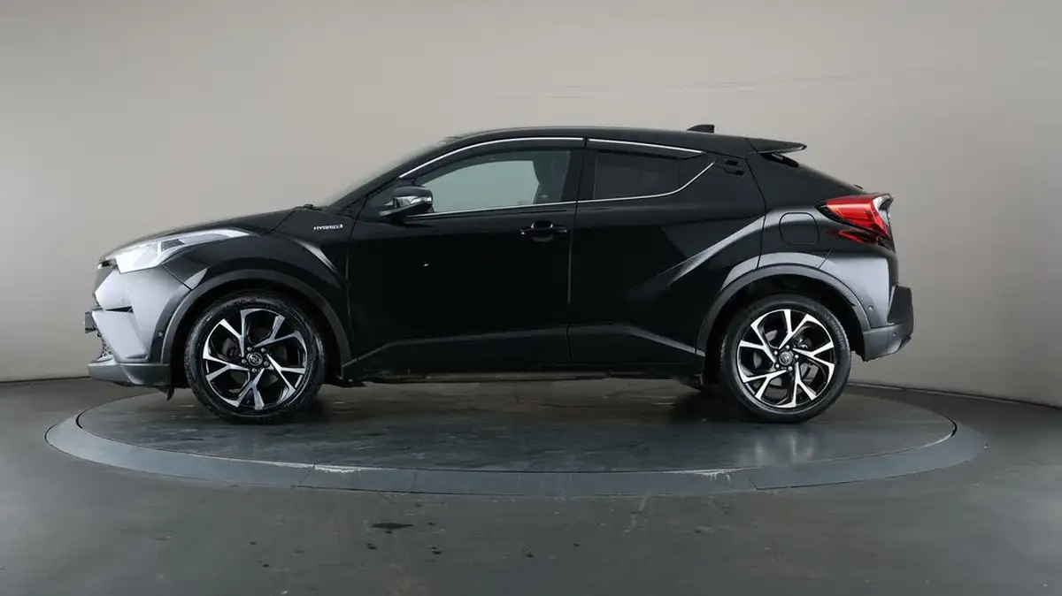 2019-toyota-c-hr-18-vvt-i-design-big-29