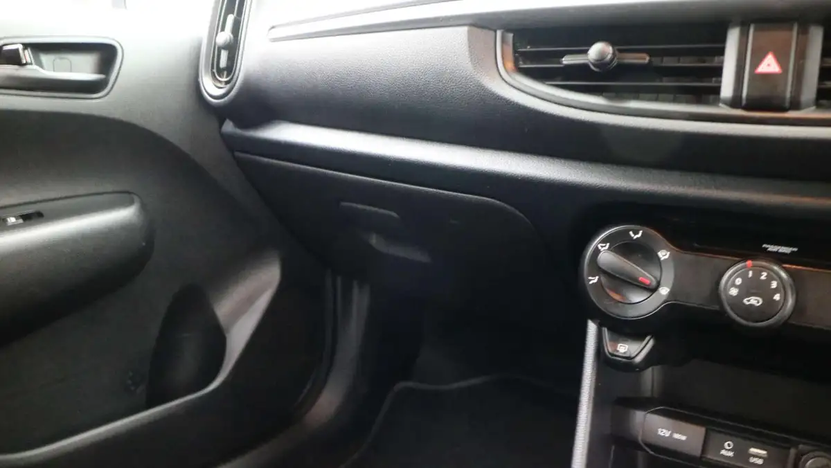 2019-kia-picanto-10-1-isg-adap-big-32