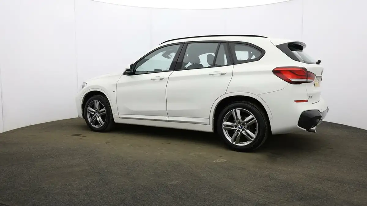 2020-bmw-x1-15-sdrive18i-m-sport-big-45