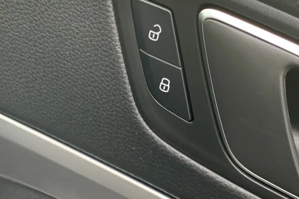 2024-seat-ateca-15-ecotsi-fr-sport-dsg-big-23