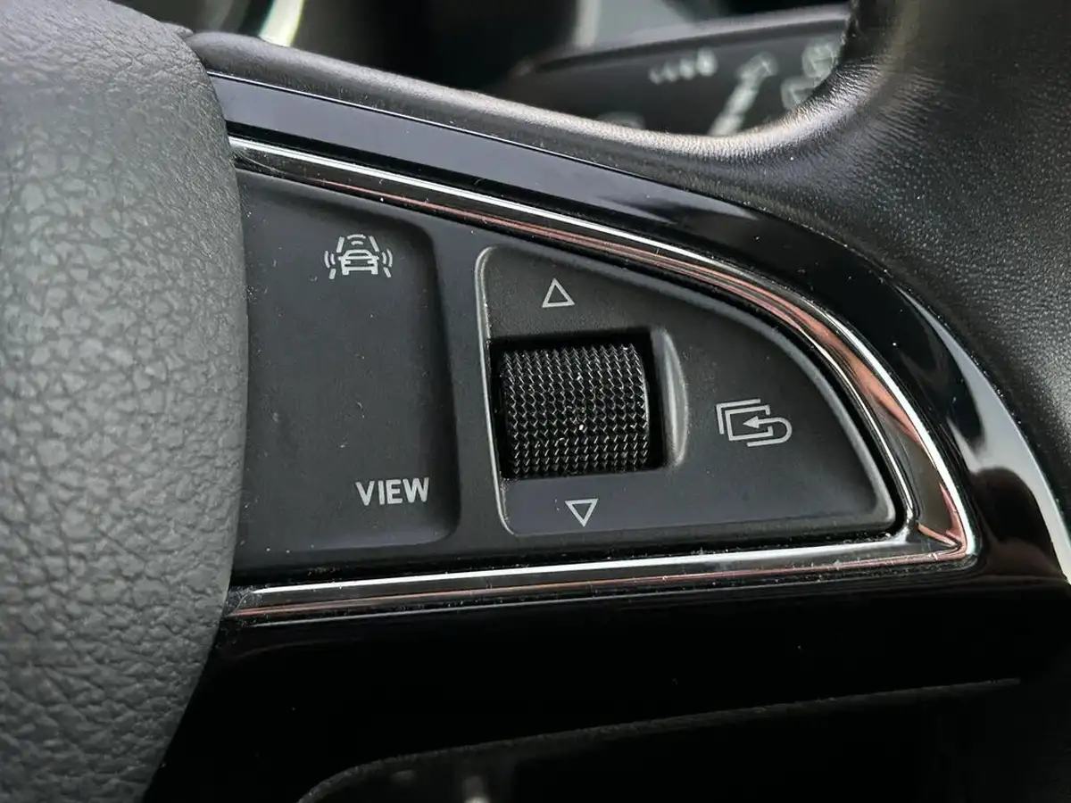 2020-skoda-kamiq-16tdi-se-scr-big-9