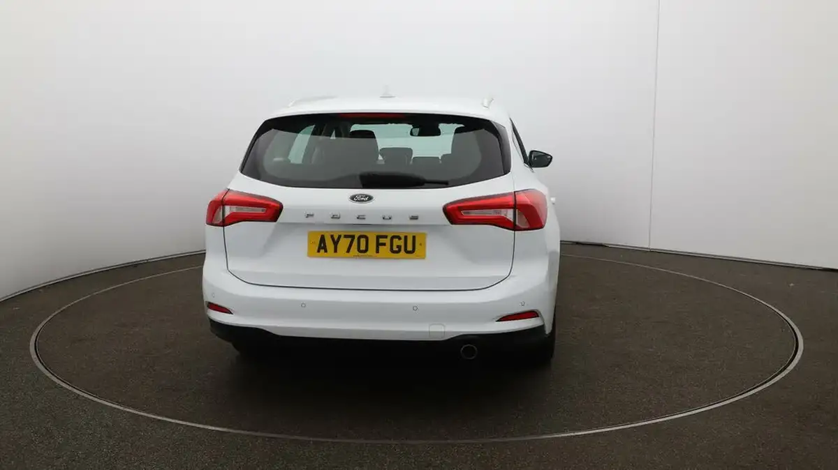 2020-ford-focus-15-zetec-120ps-estate-big-6