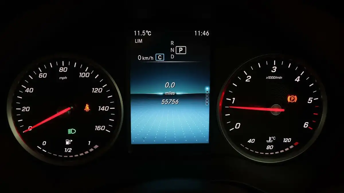 2019-mercedes-benz-glc-class-20d-glc220d-sport-big-9