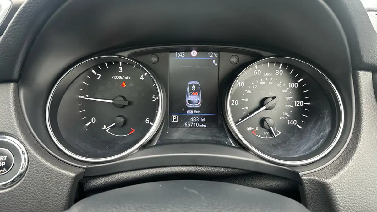 2020-nissan-qashqai-15dci-n-connecta-18in-alloys-dct-big-12