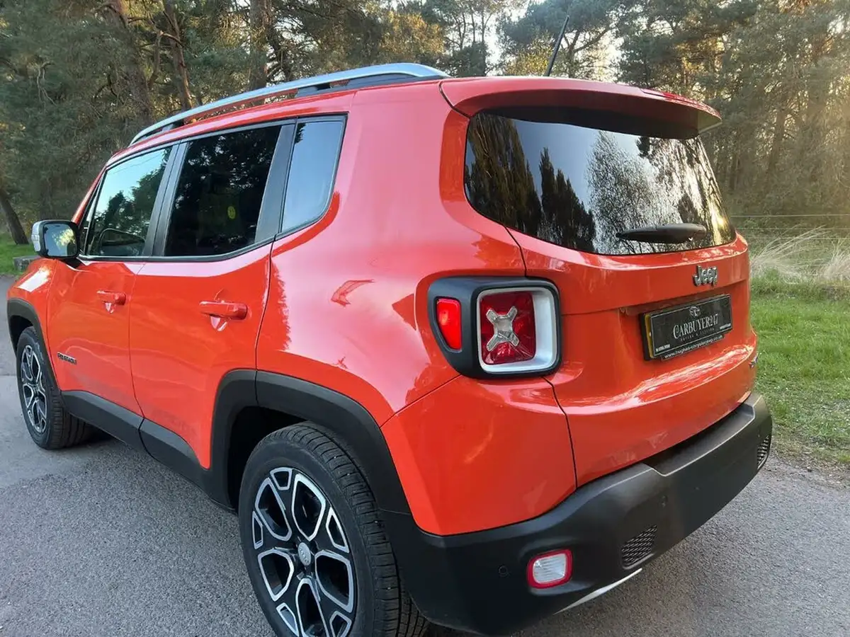 2016-jeep-renegade-14-multiair-ii-limited-138bhp-1368cc-ddct-big-3