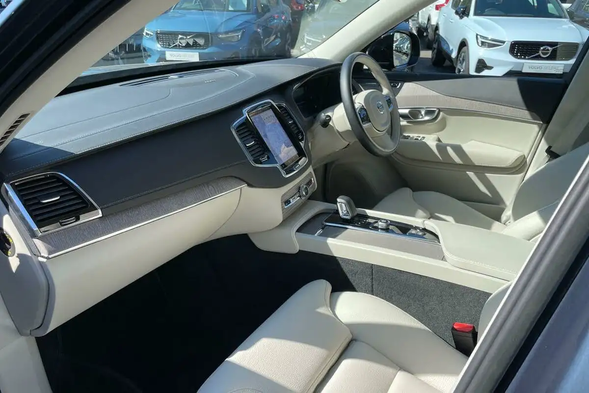 2023-volvo-xc90-20td-b5-plus-big-27