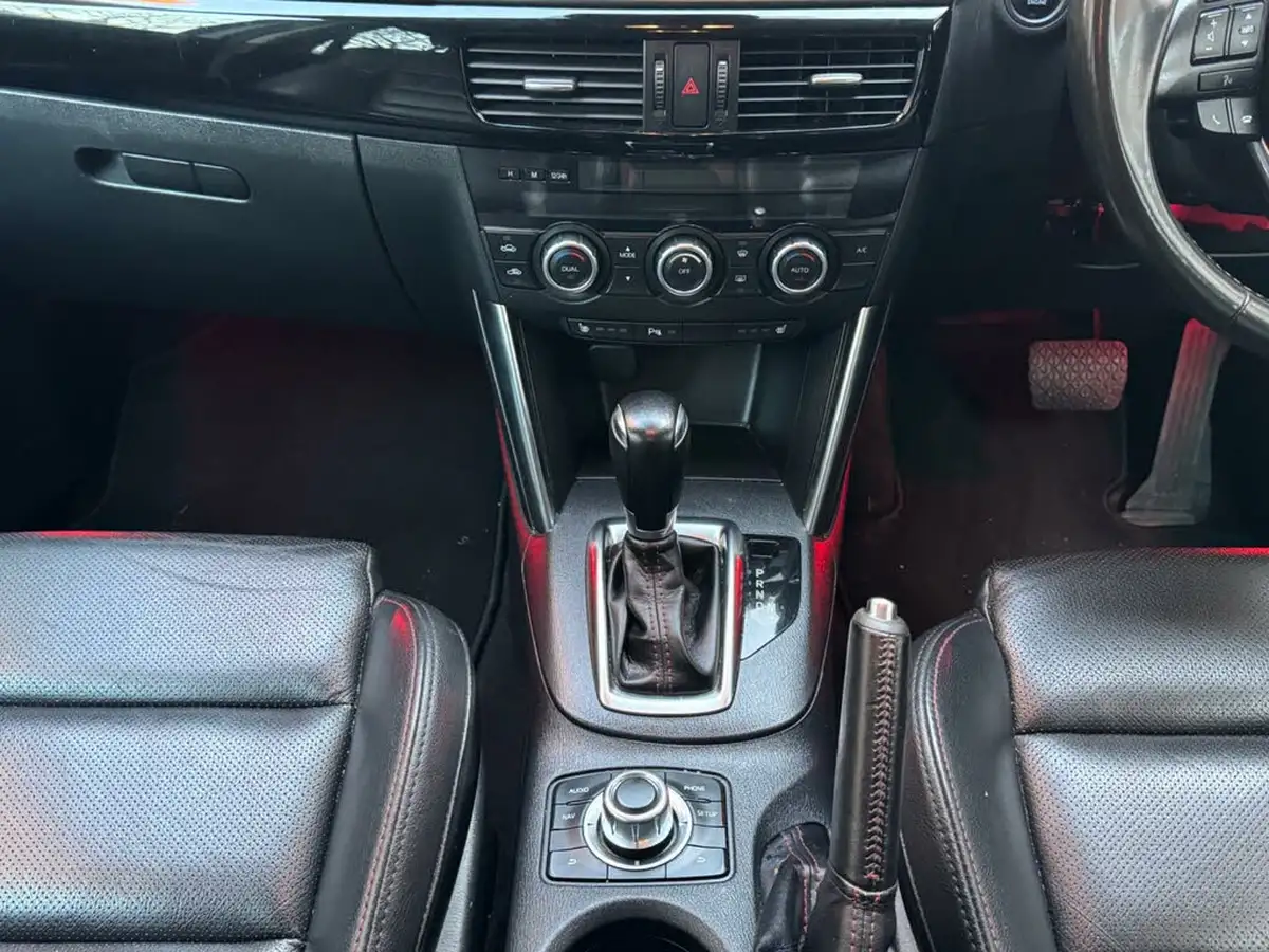 2015-mazda-cx-5-22td-sport-nav-175ps-awd-auto-big-17