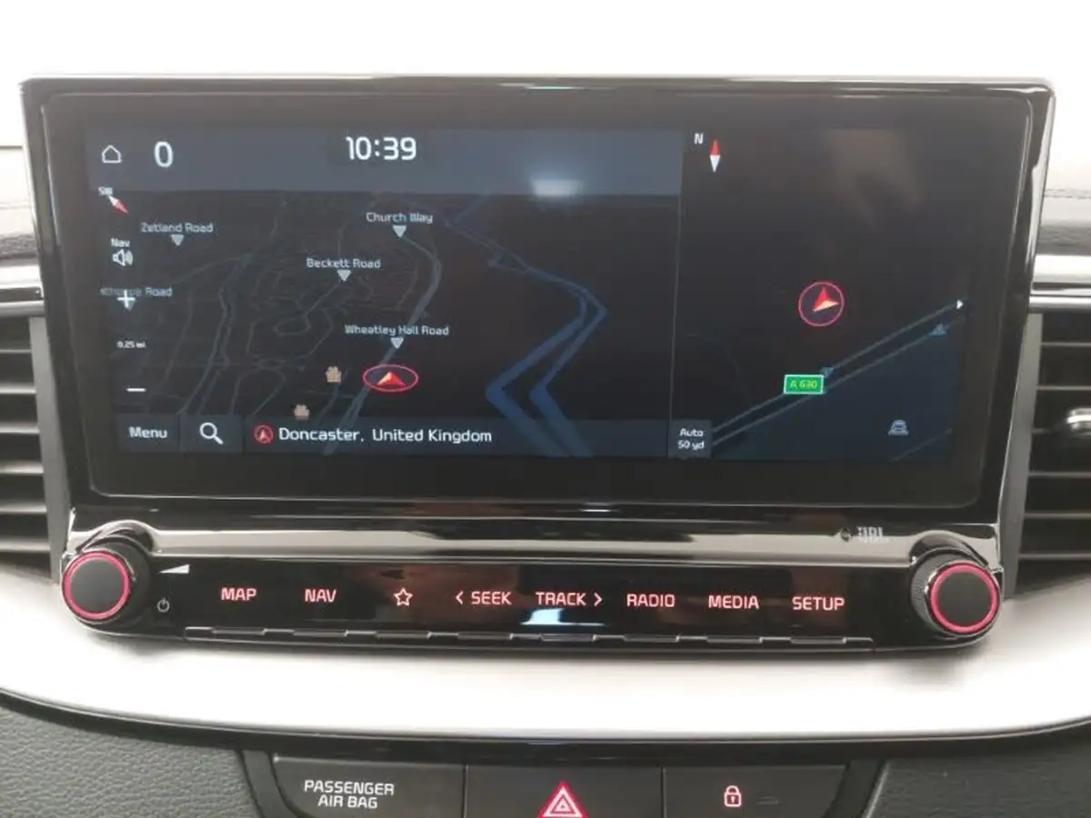 2022-kia-xceed-15-t-gdi-4-big-17