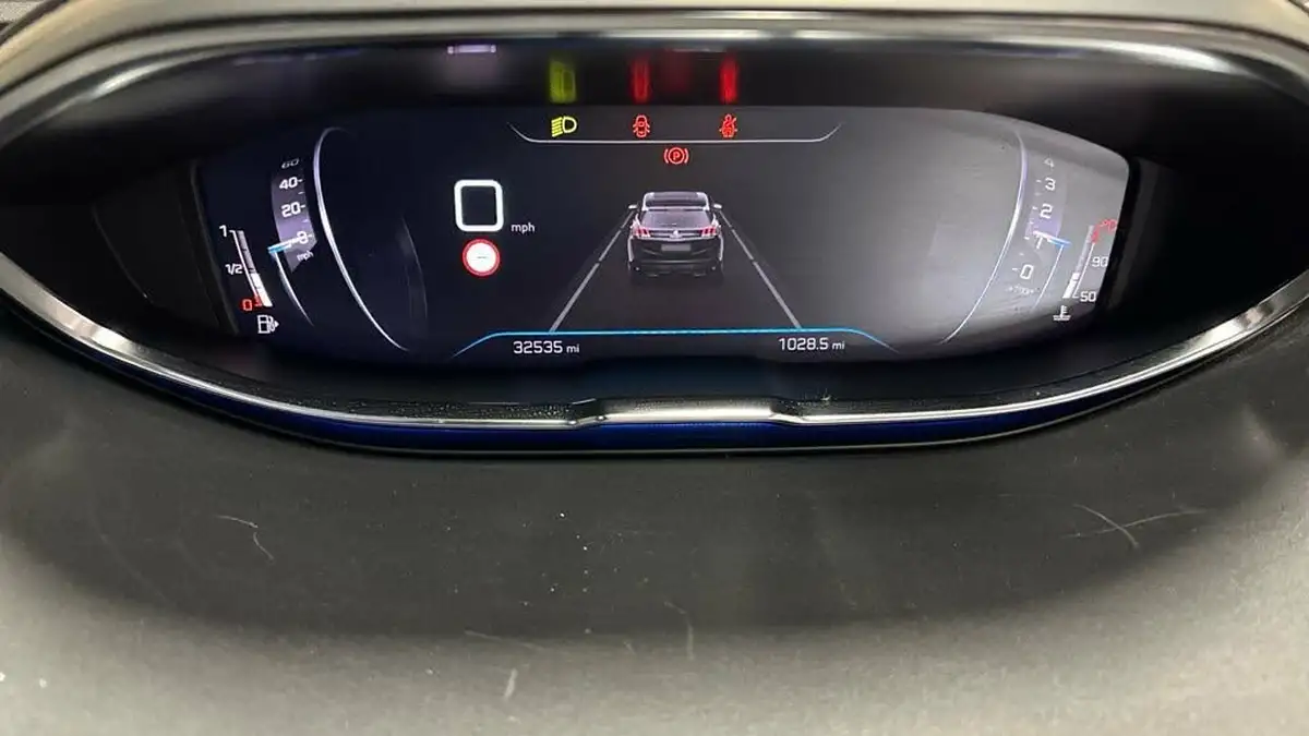 2021-peugeot-3008-suv-12-puretech-gt-big-7