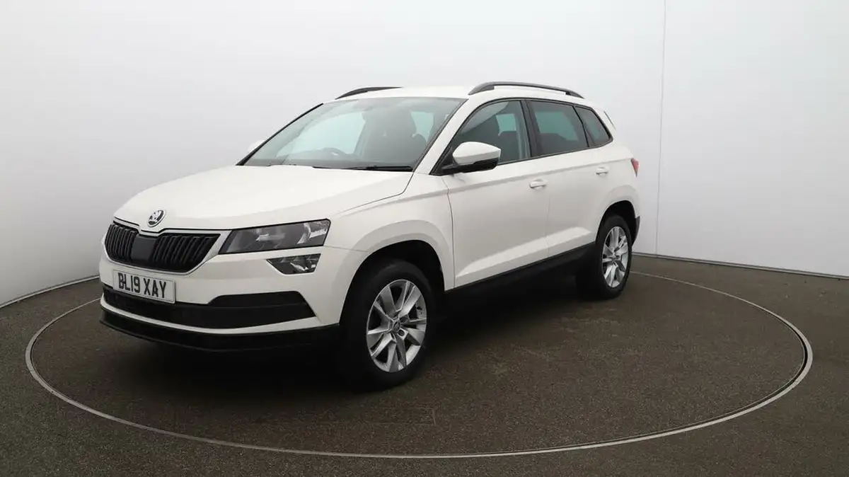 2019-skoda-karoq-16tdi-se-technology-dsg-big-3