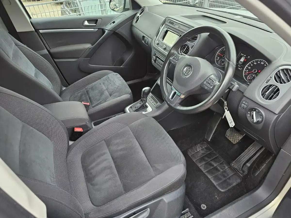 2014-volkswagen-tiguan-20tdi-match-140ps-4motion-bmt-dsg-big-11