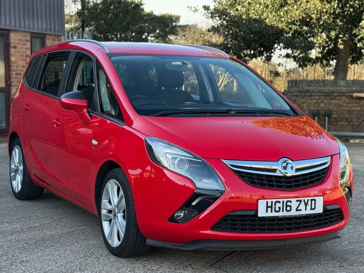 2016-vauxhall-zafira-tourer-14i-16v-turbo-sri-big-18