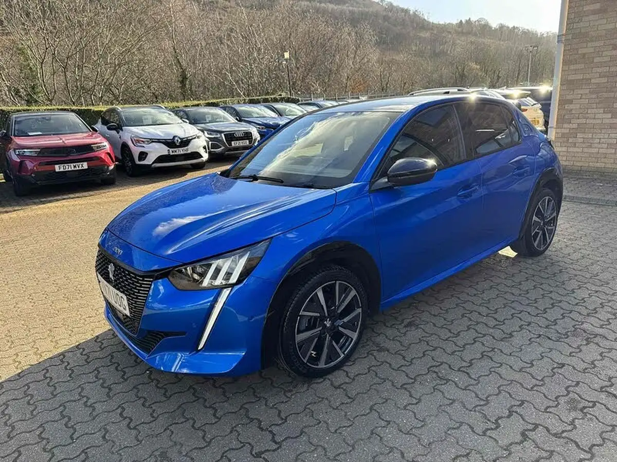 2021-peugeot-208-12-puretech-gt-130bhp-eat8-big-6