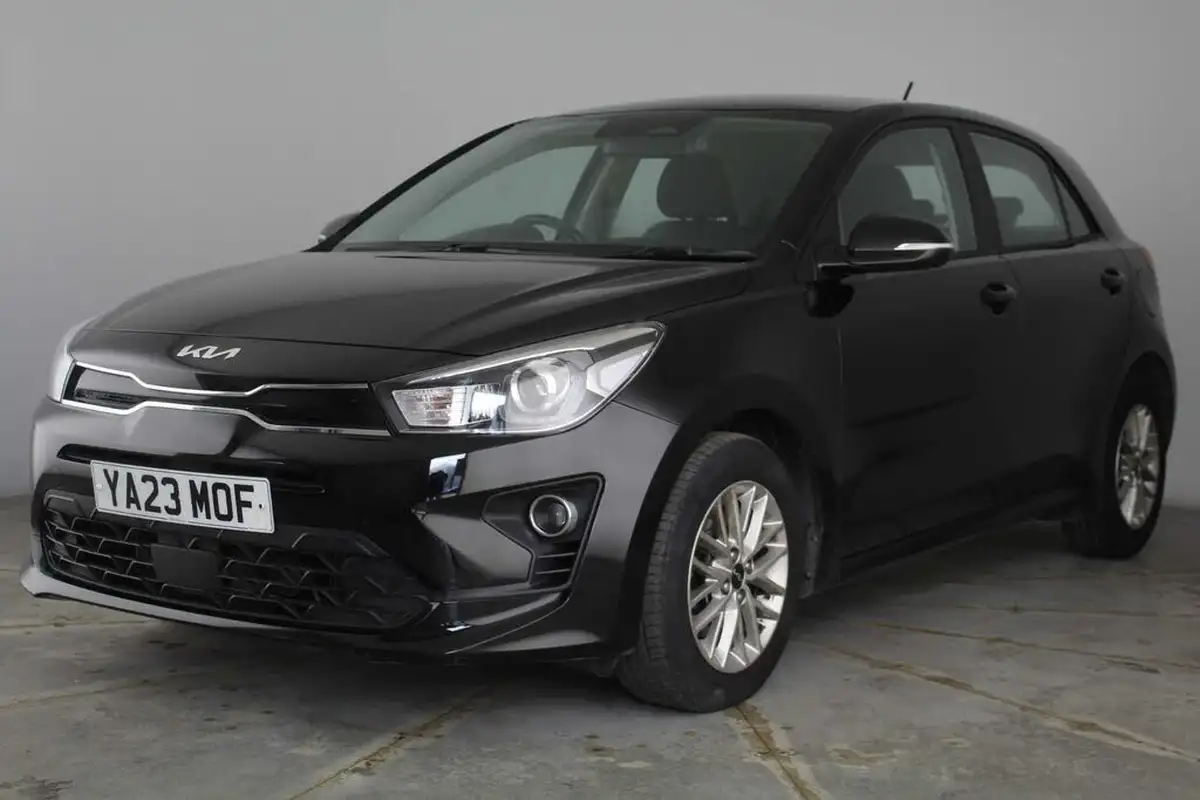 2023-kia-rio-10-t-gdi-2-big-3