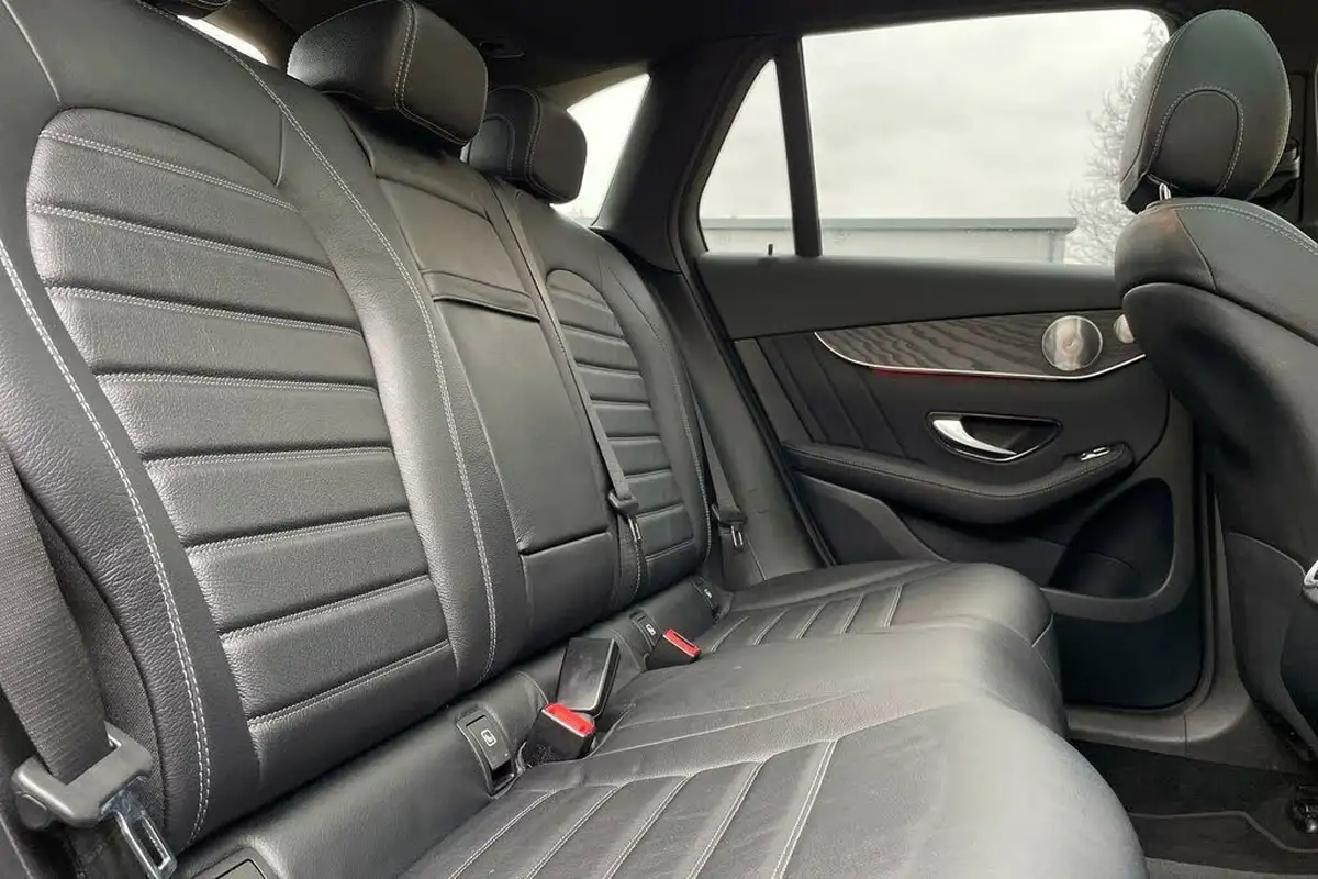 2020-mercedes-benz-glc-class-20d-glc300d-amg-line-premium-plus-station-wagon-5d-big-22