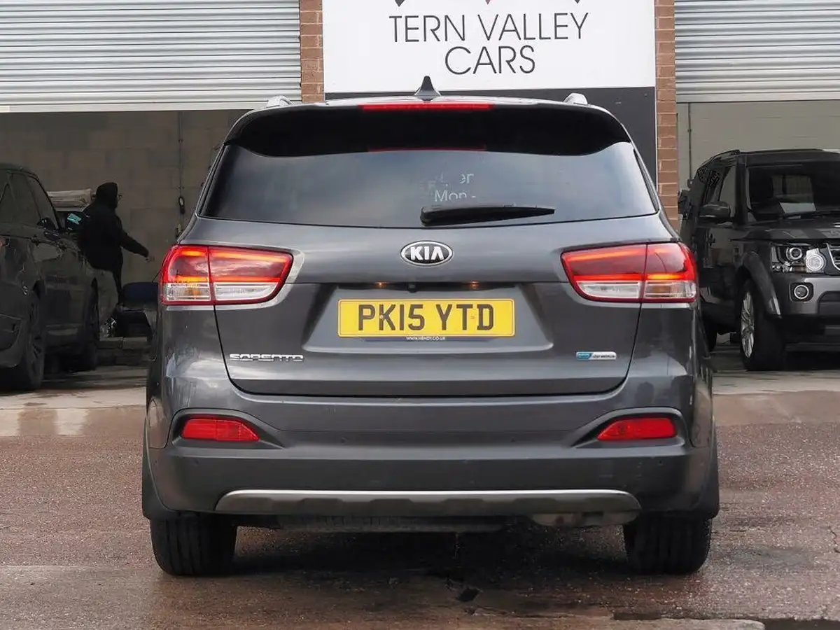 2015-kia-sorento-22-crdi-kx-4-197bhp-awd-isg-big-32