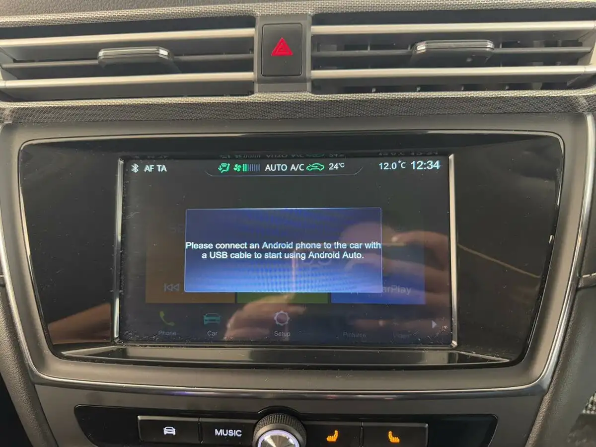 2022-mg-mg5-e-exclusive-ev-long-range-big-63