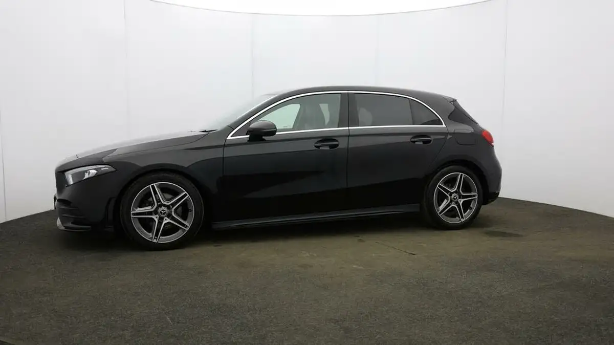 2020-mercedes-benz-a-class-13-a180-amg-line-executive-hatchback-5d-big-25