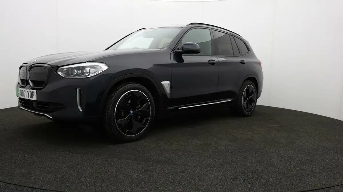 2022-bmw-ix3-e-premier-edition-big-59