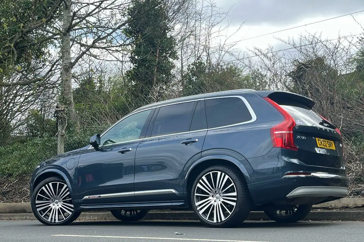 2022-volvo-xc90-20-t8-inscription-pro-455bhp-big-1