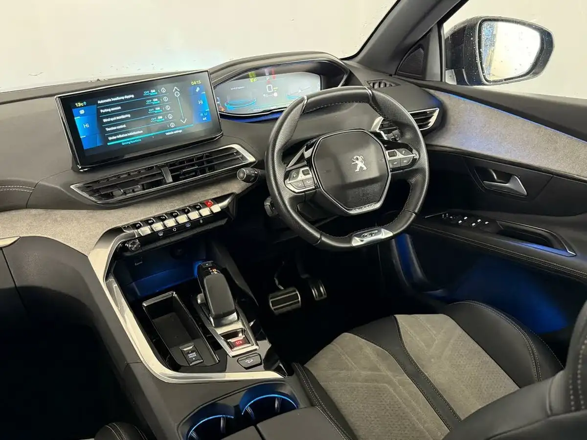 2021-peugeot-3008-suv-16-puretech-gt-premium-300bhp-4wd-hybrid4-e-eat8-big-9